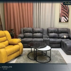 غرفة معيشة ريكلاينر - Recliner living room