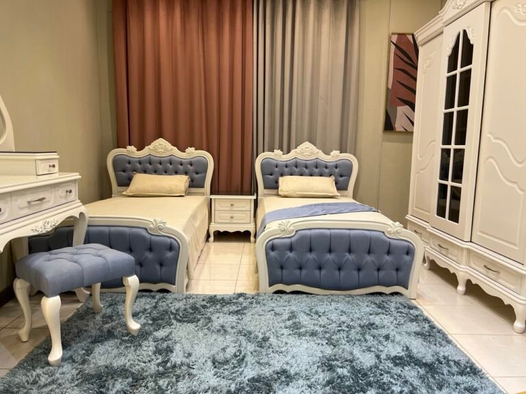 غرفة شباب نيو بيج سيــمــو