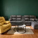 غرفة معيشة ريكلاينر Recliner Living Room تصميم فاخر بحركة مريحة