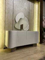 غرفة سفرة طوكيو - Tokyo dining room