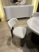 غرفة سفرة طوكيو - Tokyo dining room