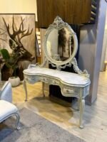 غرفة نوم الملكه نيوكلاسيك - The Queen New Classic Bedroom