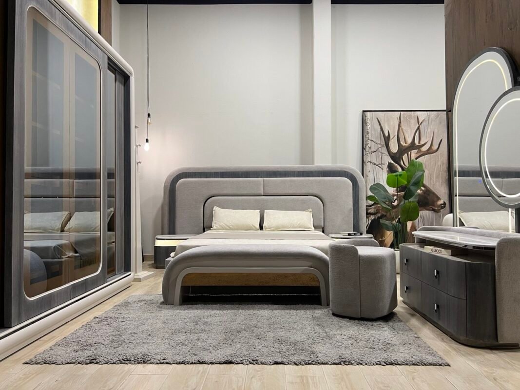غرفة نوم براكت - Bracket bed room Modern Bedroom -