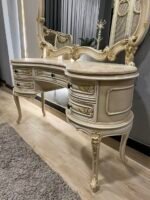 غرفة نوم فلورانسا نيوكلاسيك - Floranca New Classic Bedroom