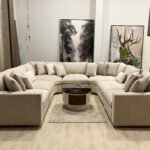 غرفة معيشة ويشي بتصميم U Shape بمقاسات 215×520×215 سم مع شلت منفصلة وحشو فايبر Super Soft لجلسة مريحة وأنيقة.