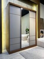 غرفة شباب دويتو Duetto | تصميم مودرن بسريرين ومكتبين ومساحات تخزين ذكية